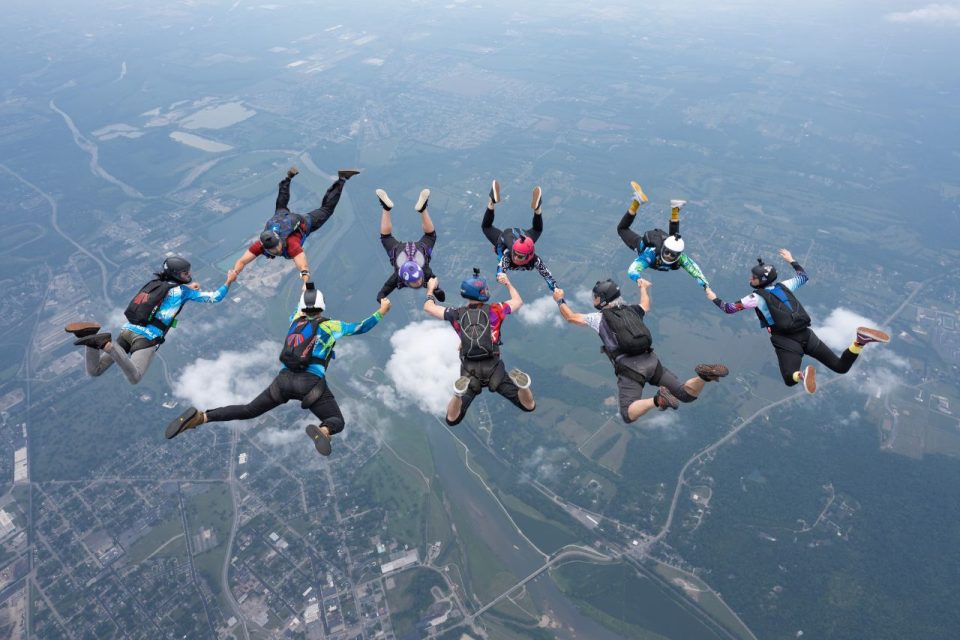 9 way skydiving belly formation